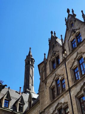 Münih Marienplatz Mary Meydanı'nda Yeni Belediye Binası, Bavyera, Almanya