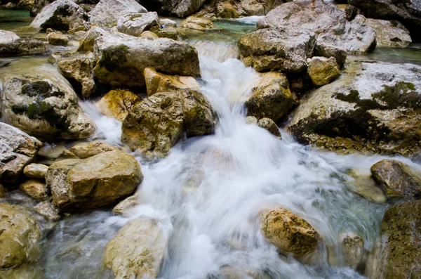 Waterfalls at the Neuschwanstein castle, Bavaria Germany. — Stock Photo, Image