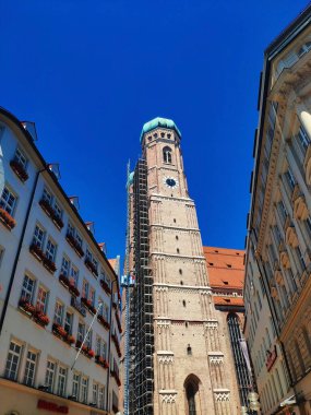 Münih, Almanya - 28 Haziran 2019: Hirmer Mağazası