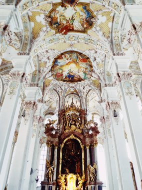 Münih, Almanya - 28 Haziran 2019: Heilig Geist Kirche veya Kutsal Ruh Kilisesi 