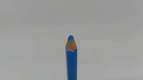 つの青い色鉛筆 — ストック写真