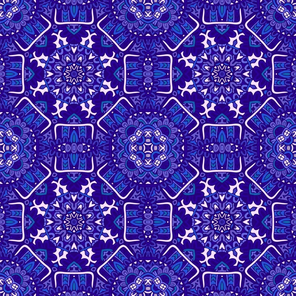 Prachtige naadloze patchwork patroon van blauwe en witte Oosterse tegels, ornamenten — Stockvector