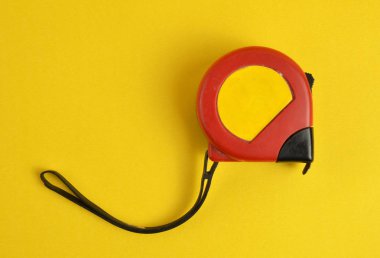 Sarı arkaplanda bant ölçüsü