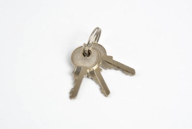 beyaz arkaplanda anahtarlar