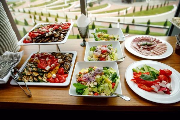 Spuntini Verdure Tavolo Banchetto Ristorazione Alimentare — Foto Stock