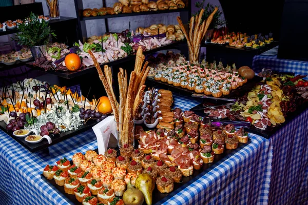 Viele Verschiedene Snacks Für Das Event Catering — Stockfoto