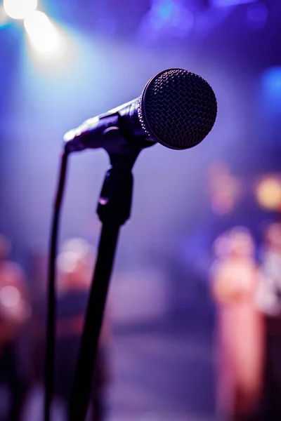 Microphone Head Stage Dark Room — Stock Photo, Image