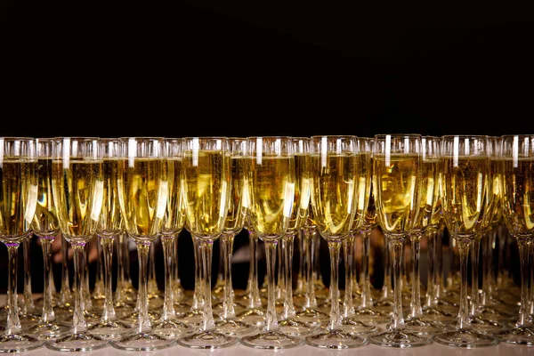 Řada Skleniček Šampaňské Párty — Stock fotografie