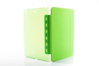 Tablet için yeşil koruyucu çanta. Arkadan bak. Aletler için aksesuarlar. Deri tablet aksesuarlar