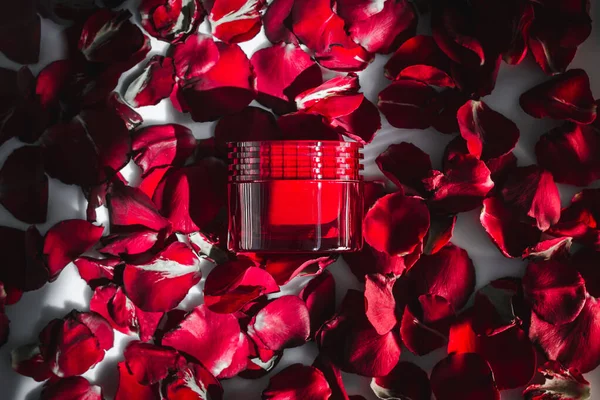 Moisturizing Revitalizing Cream Face Eyes Red Jar Background Scarlet Rose — Stock Photo, Image