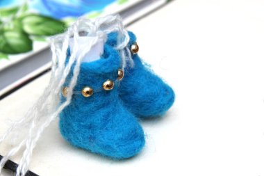 Ulan-Ude, Buryatia, Rusya 04.22.2019. Sergi ve Rus ve Buryat halk Hediyelik Eşya El Sanatları Fuarı satışı