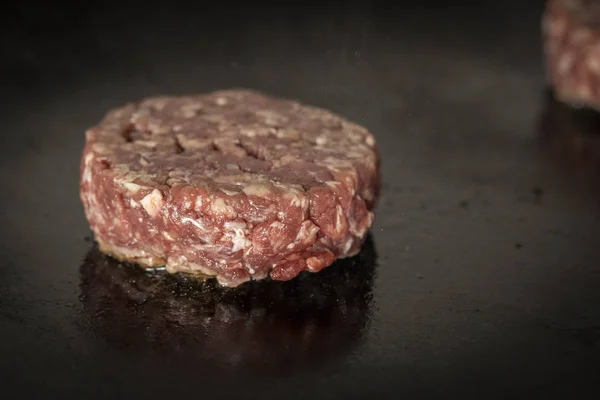 Hamburger Vlees Koken Bakplaat — Stockfoto