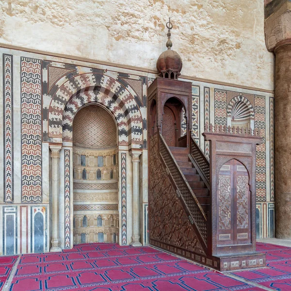 Colorful Decorated Marble Wall Engraved Niche Mihrab Wooden Platform Minbar — Stock Photo, Image