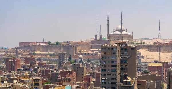 Luchtfoto Stadsgezicht Bekijken Van Oude Caïro Met Oude Gebouwen Citadel — Stockfoto