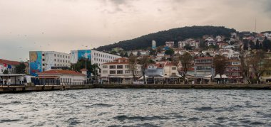 Marmara Denizi, Istanbul, Türkiye yakın adadan Heybeliada görünümünü