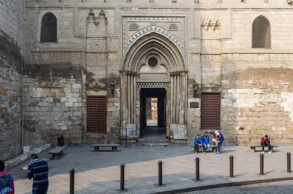 이집트 카이로 술탄 칼라룬 신학학교 와 영묘 입학 — 스톡 사진