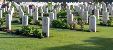 Heliopolis Commonwealth savaş mezarlığı