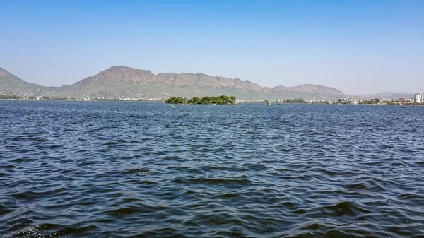 2015年9月 ana Sagar lake, Ajmer in Rajas密歇根州, 印度。2015年9月 — 图库照片