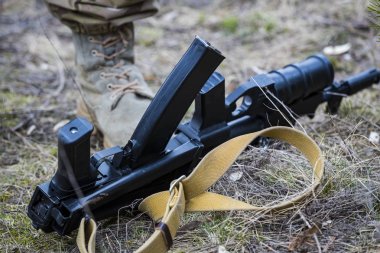 Poltava, Ukrayna - 16 Mart 2019: Oyun - İrlanda Ulusal ordu Protestanlar ve airsoft oyun, İngiliz düzenli ordu arasındaki düşmanlıklar taklidi.