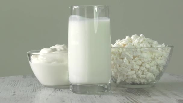 Gruppo Prodotti Lattiero Caseari Non Ogm Ecologici Yogurt Ricotta Panna — Video Stock