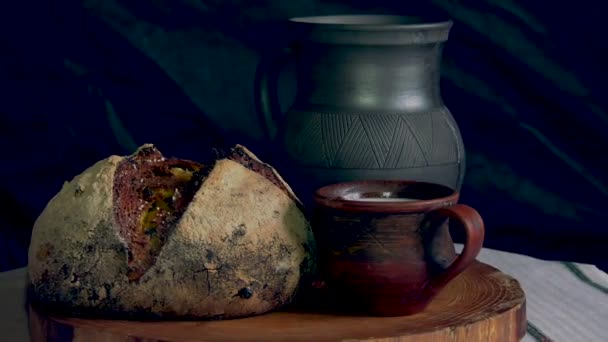 Ukrainisches Traditionelles Brot Das Ofen Auf Holz Gekocht Wird Ohne — Stockvideo