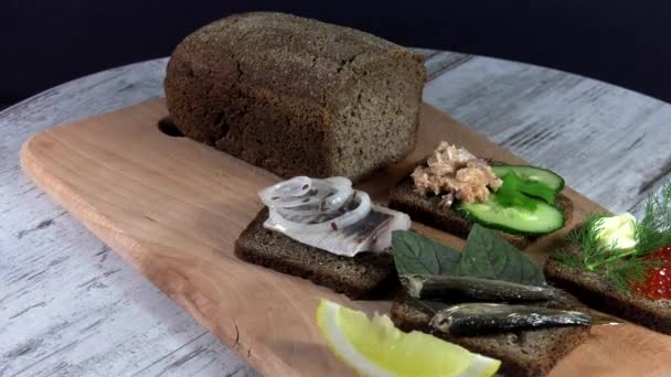 Sandwich Van Traditionele Oekraïense Eco Brood Verloren Naar Smaak Zonder — Stockvideo