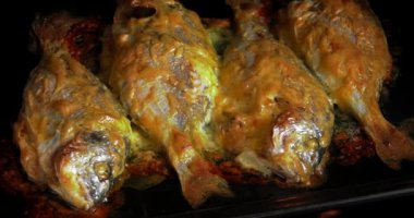 GDO olmadan kremsoslu dorado balığı pişirme.