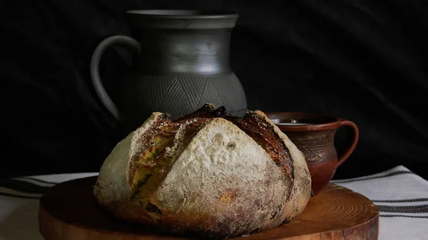 Pan Tradicional Ucraniano Cocinado Horno Sobre Madera Sin Conservantes Rellenos — Foto de Stock