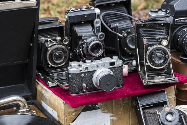 Киев Украина Октября 2019 Года Старые Советские Камеры Блошином Рынке — стоковое фото