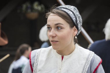 Kamyanets-Podilsky, Ukrayna - 21 Eylül , 2019: Kamyanets-Podilsky şatosunda on yedinci yüzyılın Ukrayna ve Polonya lı birliklerintarihsel askeri yeniden inşası.