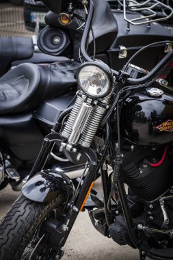 Kiev, Ukrayna - 5 Ekim 2019: Harley Davidson motosiklet teçhizatı yakın çekim.
