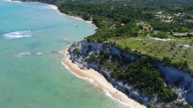 Havadan görünümü Trancoso beach, Porto Seguro, Bahia, Brezilya. Büyük plaj sahnesi. Harika manzara. Tatil seyahat. Seyahat hedef. Tatil kavramı. Espelho'nın plaj.