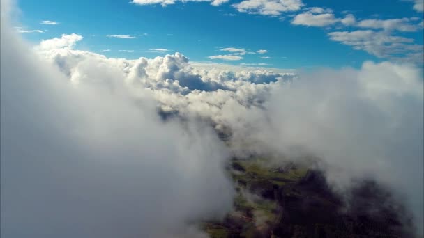 Drone Flying Ovan Molnen Med Vacker Blå Himmel Himlen Gud — Stockvideo