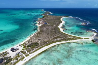 Karayip Denizi, Los Roques: mavi deniz ve paradisiac Adaları seyahat tatil. Rüya. Tatil tropikal. Tropikal seyahat. Büyük plaj sahne. Güzel manzara. Sahne seyahat. Tatil sahne. Issız kumsallar. Huzur, rekreasyon sahne.