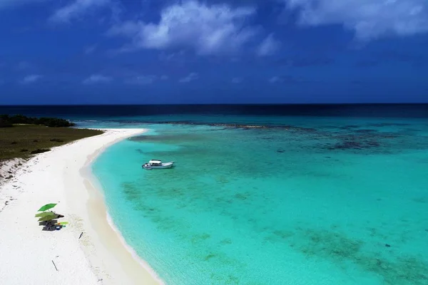 Caribische Zee Los Roques Vakantie Reizen Blauwe Zee Paradijselijke Eilanden — Stockfoto