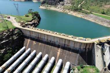 Furnas'ın Hydroeletric, Minas Gerais, Brezilya Hava görünümünü. Enerji üretimi. Furnas'ın Barajı. Capitolios lagün. Seyahat hedef. Tropikal seyahat. Turizm nokta.