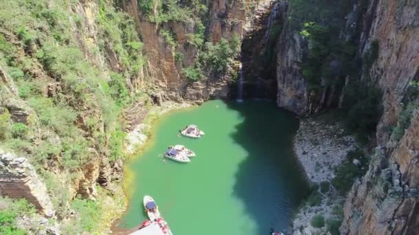 Flygfoto Över Capitolios Lagun Med Vackra Landskap Minas Gerais Brasilien — Stockvideo