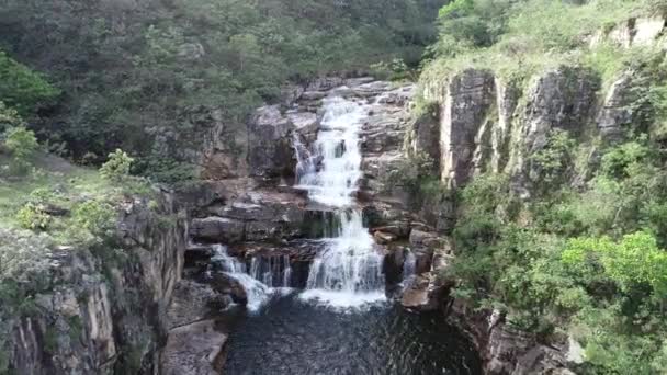 Flygfoto Över Ett Vackert Vattenfall Capitolio Minas Gerais Brasilien Capitolio — Stockvideo