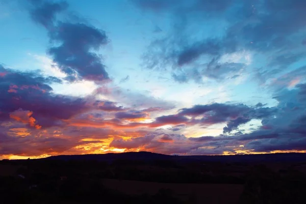 Vista Aérea Atardecer Campo Gran Paisaje Cielo Coloreado — Foto de Stock