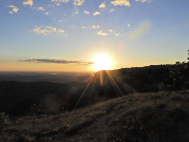Chapada dos Guimares, Mato Grosso, Brezilya'da gün batımı manzarası. Harika bir manzara. Seyahat yeri. Tatil seyahati.