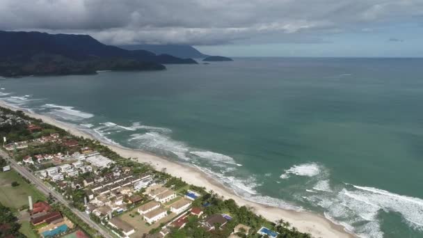 Flygvy Över Maresias Och Pauba Stränder Sao Sebastiao Norra Kusten — Stockvideo