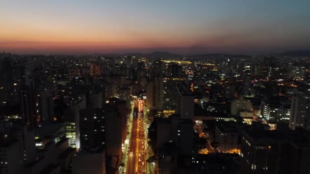 美しい空とダウンタウンでの日没の空中ビュー 素晴らしい風景 ブラジル サンパウロの有名なコスタ アンド シルバ橋 — ストック動画