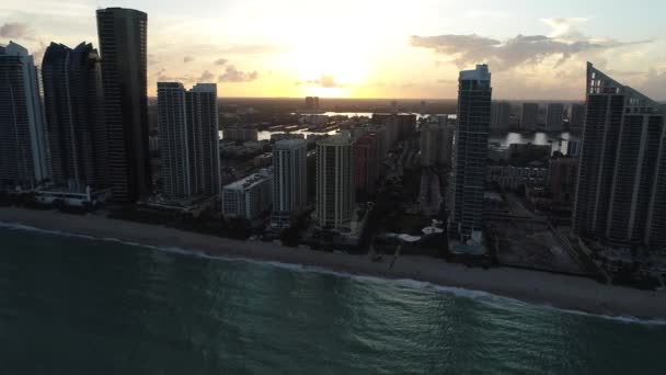 Flygfoto Över Havet Solnedgång Sunny Isles Miami Usa Fantastiskt Landskap — Stockvideo