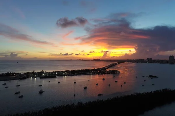 Vista Aérea Puesta Sol Bahía Vizcaya Miami Estados Unidos Gran —  Fotos de Stock