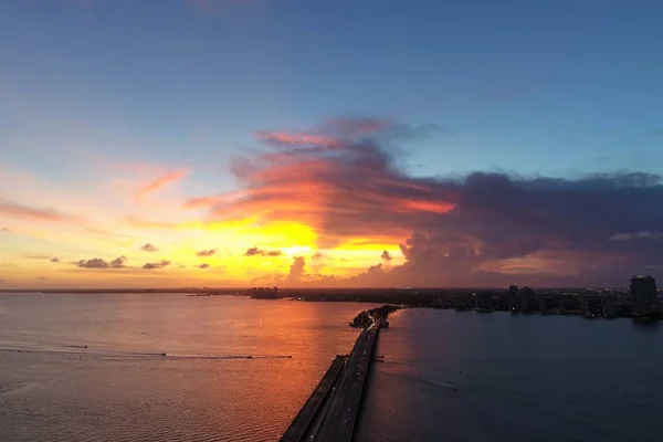 Vista Aérea Puesta Sol Bahía Vizcaya Miami Estados Unidos Gran —  Fotos de Stock