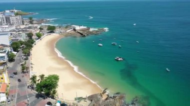 Cennet sahili manzarası, Salvador, Bahia, Brezilya. Salvador, Bahia, Brezilya 'daki hava manzarası. Deniz manzaralı bir yer. Cennet sahili, Salvador, Bahia, Brezilya. Kumsal. Deniz manzaralı. Deniz manzarası. Cennet sahili manzarası.