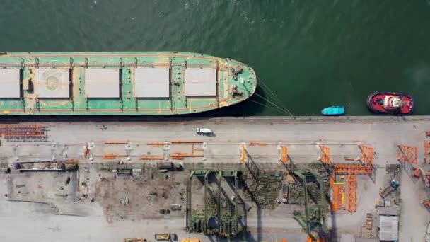 Vue Dessus Navire Cargo Dans Quai Port Scène Expédition Fret — Video