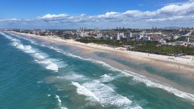 Fortaleza Ceara. Ceara Brezilya 'daki Fortaleza' da Futuro Plajı. Sahil şehri. Şehir merkezindeki şehir manzarası. Plaj manzarası. Ceara Brezilya 'daki Fortaleza' da Futuro Plajı. Güzel Skyline.