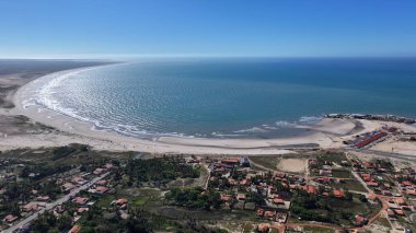 Piaui Brezilya 'daki Parnaiba' da Salt Stone Plajı. Plaj manzarası. Doğa Deniz Burnu. Seyahat güzergahı. Piaui Brezilya 'daki Parnaiba' da Salt Stone Plajı. Cennet Manzarası.