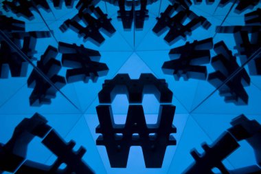 Para birimi simgesini kendisi birçok yansıtma görüntüleri ile kazandı